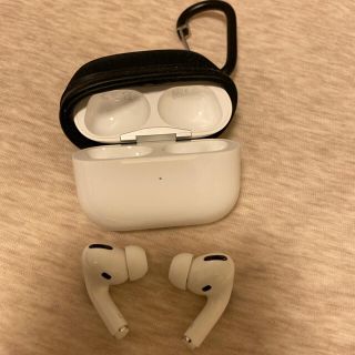 アップル(Apple)の未使用　AirPods Pro apple care済 2022/12/18(ヘッドフォン/イヤフォン)