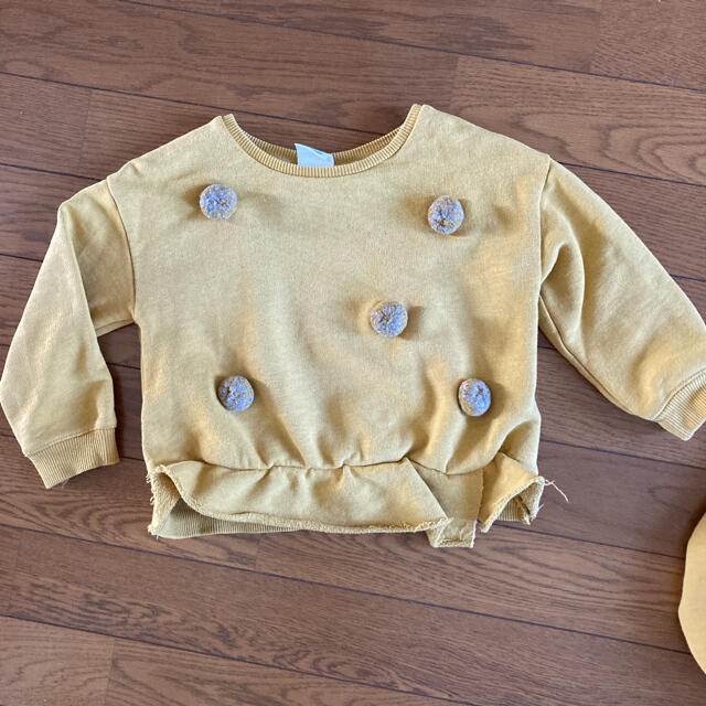 ZARA(ザラ)のzara baby マスタードトレーナ2着セット　98cm 2歳から3歳 キッズ/ベビー/マタニティのキッズ服女の子用(90cm~)(Tシャツ/カットソー)の商品写真