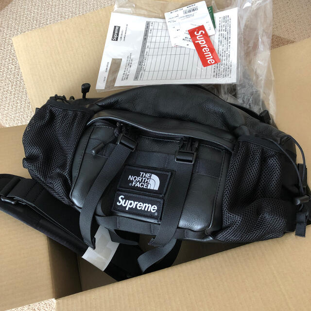 supreme × the north face レザーウエストバック