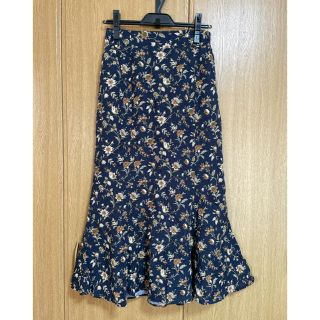 マウジー(moussy)のmoussy 花柄スカート(ロングスカート)