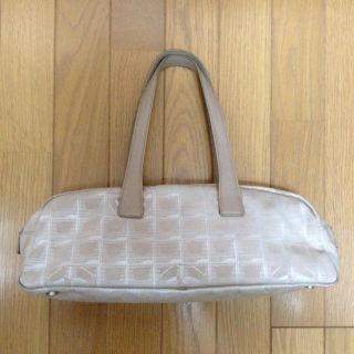 シャネル(CHANEL)の【限定値下げ】シャネルトラベルライン(ハンドバッグ)