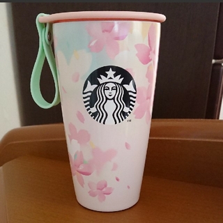 スターバックスコーヒー(Starbucks Coffee)のスターバックス SAKURA2020ストラップカップシェイプボトル(タンブラー)