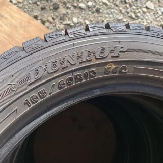 ダンロップ(DUNLOP)のバリ溝 165/60r15 ウィンターマックス  01 スタッドレスタイヤ 4本(タイヤ)