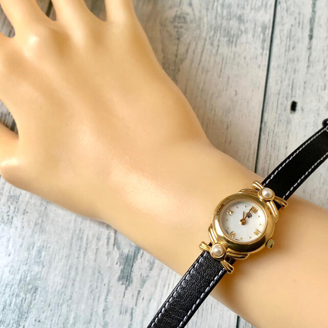 MIKIMOTO(ミキモト)の【電池交換済み】MIKIMOTO ミキモト 腕時計 パール シェル レディース レディースのファッション小物(腕時計)の商品写真