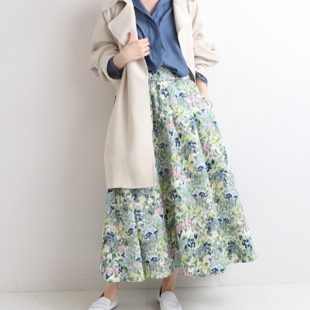 IENA(イエナ)のタグ付き/IENA/かすれフラワー ギャザースカート レディースのスカート(ロングスカート)の商品写真