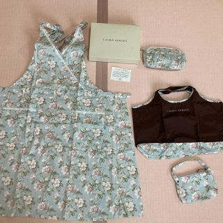 ローラアシュレイ(LAURA ASHLEY)のｵﾀｴﾄﾞﾝ様専用★ローラアシュレイエプロンポーチエコバッグ(入れ物付) 箱なし(エコバッグ)