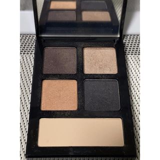 ボビイブラウン(BOBBI BROWN)のボビイブラウン　エッセンシャルマルチカラーアイシャドウパレット1ナイトスモーク(アイシャドウ)