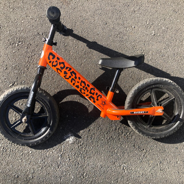 STRIDA(ストライダ)の専用　ストライダー  オレンジ キッズ/ベビー/マタニティの外出/移動用品(自転車)の商品写真