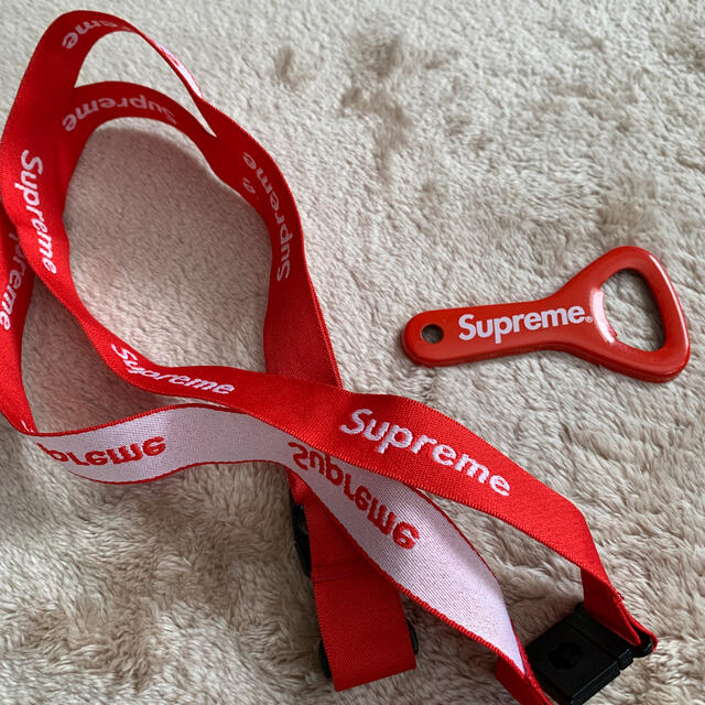 supreme ネックストラップ