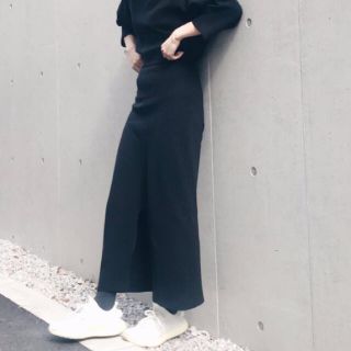 マウジー(moussy)のスタイルミキサー　フロントスリットスカート　ベージュ　かんだまさん着用(ロングスカート)