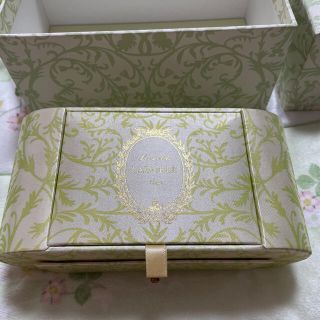 ラデュレ(LADUREE)のラディレの小物入れ(小物入れ)