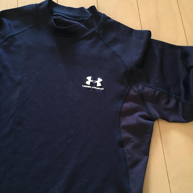 UNDER ARMOUR(アンダーアーマー)のアンダーアーマー  130 〜150 アンダーシャツ　長袖 スポーツ/アウトドアの野球(ウェア)の商品写真