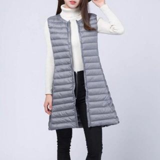 UNIQLO - インナーロングダウンベスト モカの通販 by atom8's shop ...