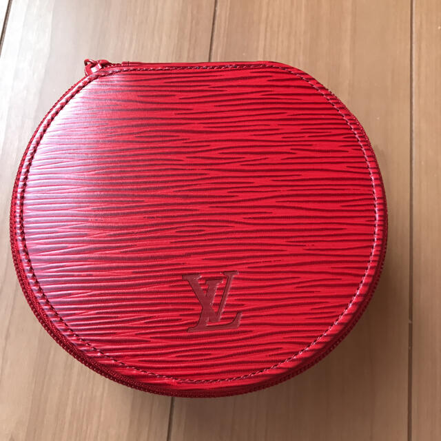 LOUIS VUITTON(ルイヴィトン)の超美品！　ルイヴィトン　エピ　アクセサリーケース レディースのアクセサリー(その他)の商品写真