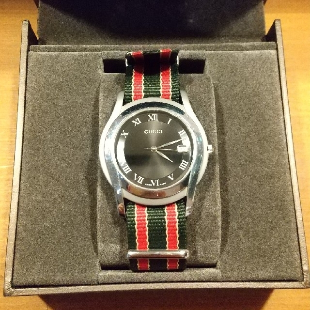 Gucci(グッチ)の【GUCCI】グッチ 5500M クオーツ時計 メンズの時計(腕時計(アナログ))の商品写真