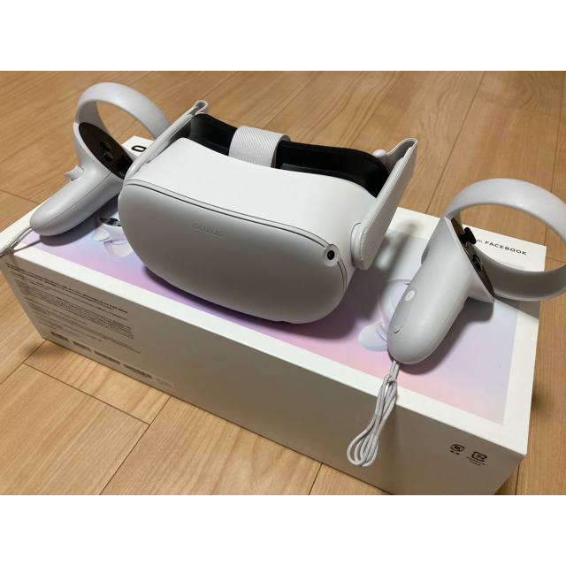 【美品】oculus quest2 64GB VRヘッドセット エンタメ/ホビーのゲームソフト/ゲーム機本体(家庭用ゲーム機本体)の商品写真