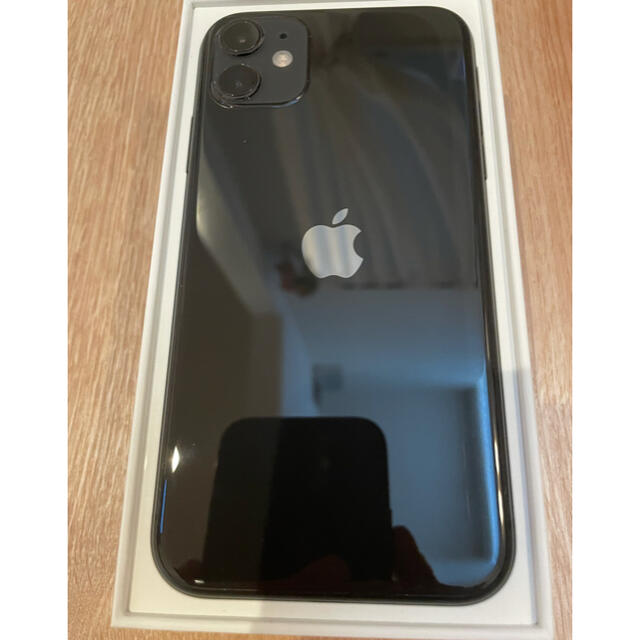 iPhone(アイフォーン)のIPhone11 128G SIMフリー バッテリー残量100% ブラック　美品 スマホ/家電/カメラのスマートフォン/携帯電話(スマートフォン本体)の商品写真