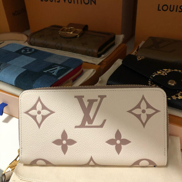 LOUIS VUITTON(ルイヴィトン)のヴィトン 新作2021アンプラント レディースのファッション小物(財布)の商品写真