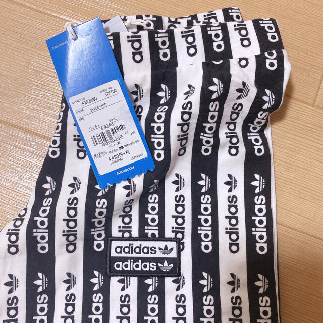 adidas(アディダス)のadidas🎀レギンス　パンツ レディースのレッグウェア(レギンス/スパッツ)の商品写真