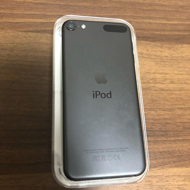 iPod touch(アイポッドタッチ)のiPod touch 32GB 第6世代　スペースグレイ スマホ/家電/カメラのオーディオ機器(ポータブルプレーヤー)の商品写真