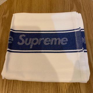 シュプリーム(Supreme)のsupreme 青　タオル(タオル/バス用品)