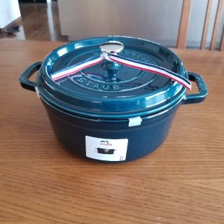 staub　ピコ ココット ラウンド バジルグリーン 24cm