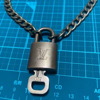 ルイヴィトン(LOUIS VUITTON)のルイヴィトン　南京錠　パドロック　ネックレス　320(ネックレス)