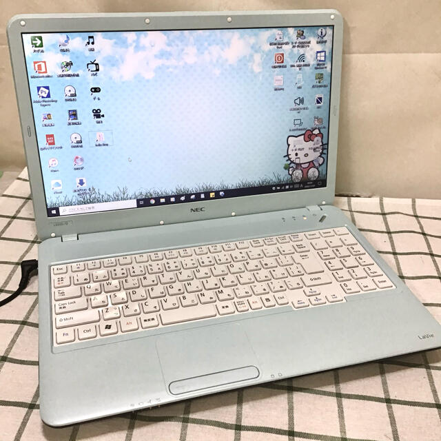 NEC(エヌイーシー)のLaVie  エアリーブルー スマホ/家電/カメラのPC/タブレット(ノートPC)の商品写真