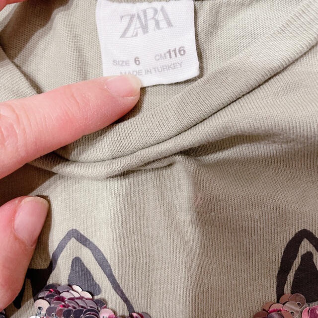 ZARA KIDS(ザラキッズ)のザラ　110ー120 キッズ/ベビー/マタニティのキッズ服女の子用(90cm~)(Tシャツ/カットソー)の商品写真