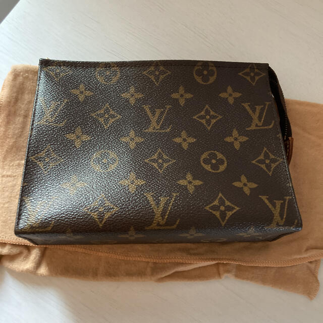 LOUIS VUITTON(ルイヴィトン)のルイヴィトン　モノグラム　ポーチ⭐︎ラクマ先行セール！ レディースのファッション小物(ポーチ)の商品写真