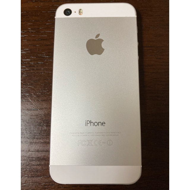 iPhone(アイフォーン)のiPhone 5s 32GB シルバー　Ymobile  送料込み スマホ/家電/カメラのスマートフォン/携帯電話(スマートフォン本体)の商品写真