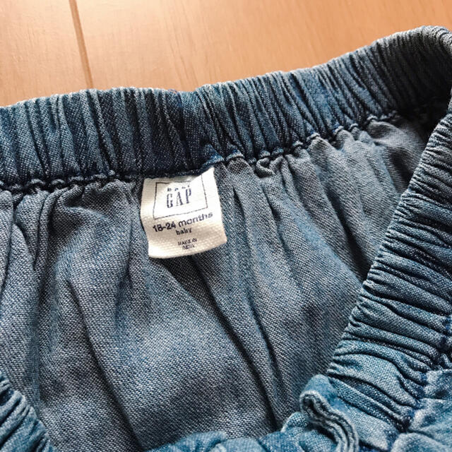 babyGAP(ベビーギャップ)のGAP デニム スカート パンツ 18-24m キッズ/ベビー/マタニティのベビー服(~85cm)(パンツ)の商品写真