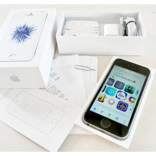 アップル(Apple)の【バッテリー100%】美品iPhone SE64GB SIMフリー(スマートフォン本体)
