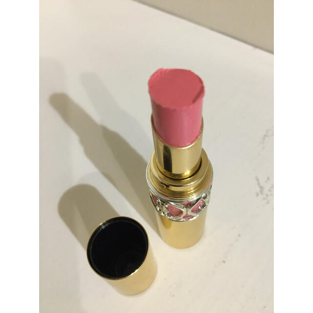 Yves Saint Laurent Beaute(イヴサンローランボーテ)のイブサンローラン ルージュ 1番人気15番 コスメ/美容のベースメイク/化粧品(口紅)の商品写真