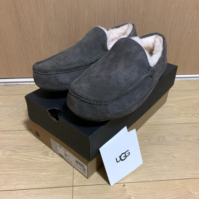 UGG(アグ)の専用　UGG アスコット モカシン  27cm 新品未使用 メンズの靴/シューズ(スリッポン/モカシン)の商品写真