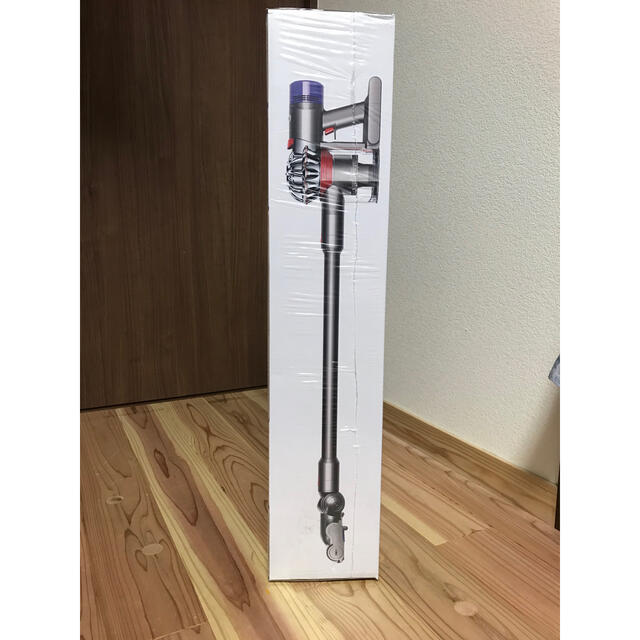 Dyson(ダイソン)のプロフを必ずご確認ください様専用 dyson v7 slim 新品未開封 掃除機 スマホ/家電/カメラの生活家電(掃除機)の商品写真