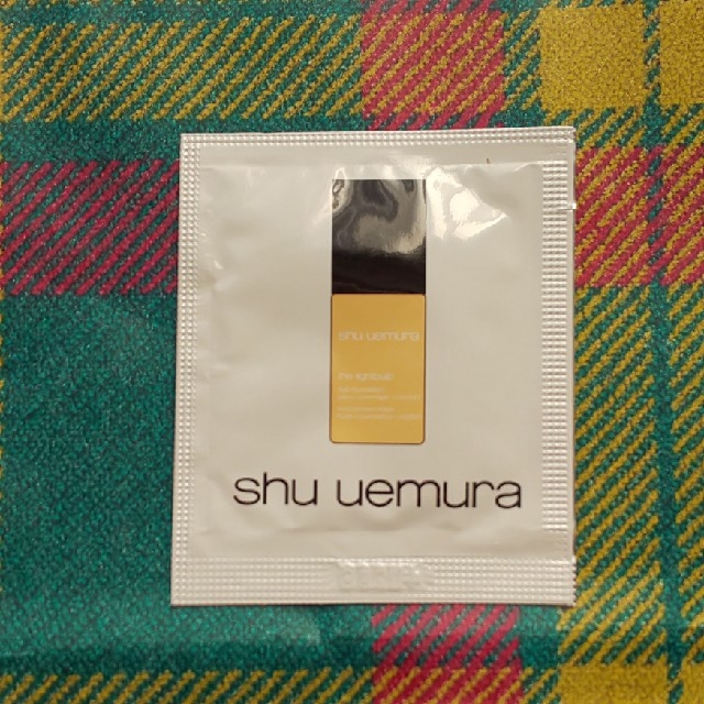 shu uemura(シュウウエムラ)のshu uemura ファンデーションサンプル コスメ/美容のベースメイク/化粧品(ファンデーション)の商品写真