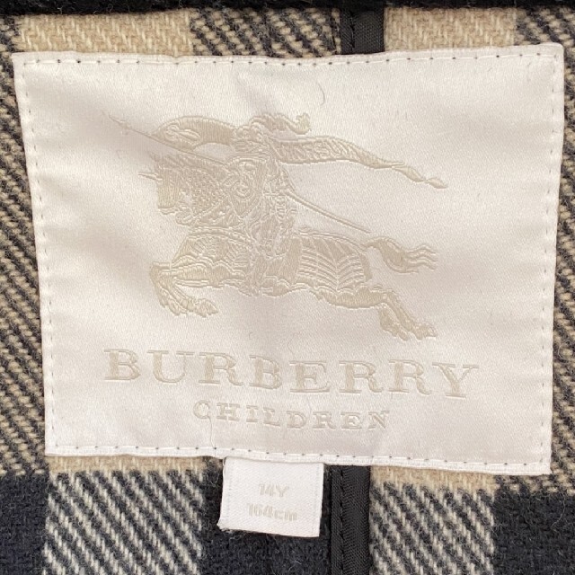 BURBERRY(バーバリー)のバーバリー ダッフルコート(160) キッズ/ベビー/マタニティのキッズ服女の子用(90cm~)(コート)の商品写真