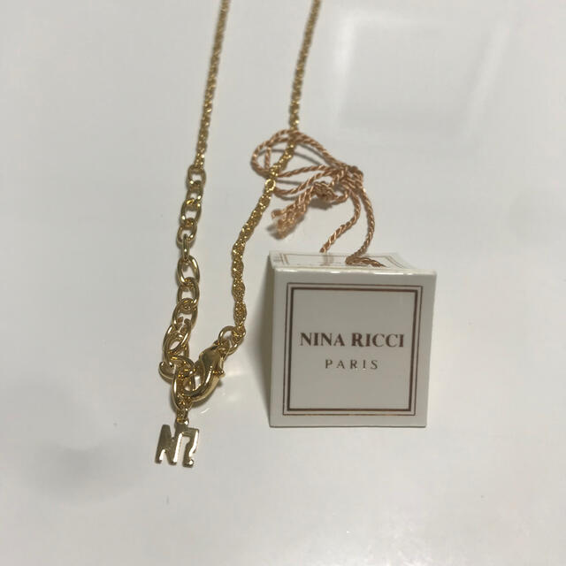 NINA RICCI(ニナリッチ)のニナリッチ　ひし形ネックレス レディースのアクセサリー(ネックレス)の商品写真