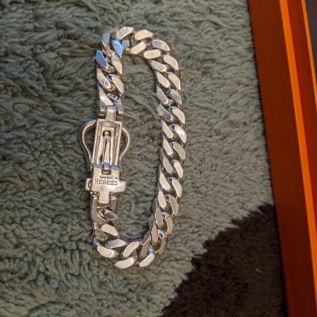 Hermes(エルメス)の（3月頭まで出品）HERMES ブックルセリエ PM ブレスレット メンズのアクセサリー(ブレスレット)の商品写真