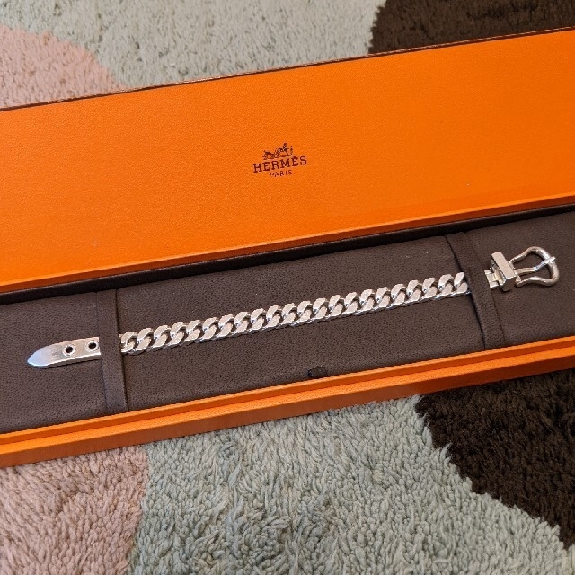 Hermes(エルメス)の（3月頭まで出品）HERMES ブックルセリエ PM ブレスレット メンズのアクセサリー(ブレスレット)の商品写真