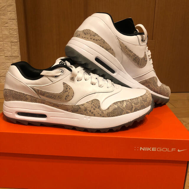 NIKEゴルフシューズ