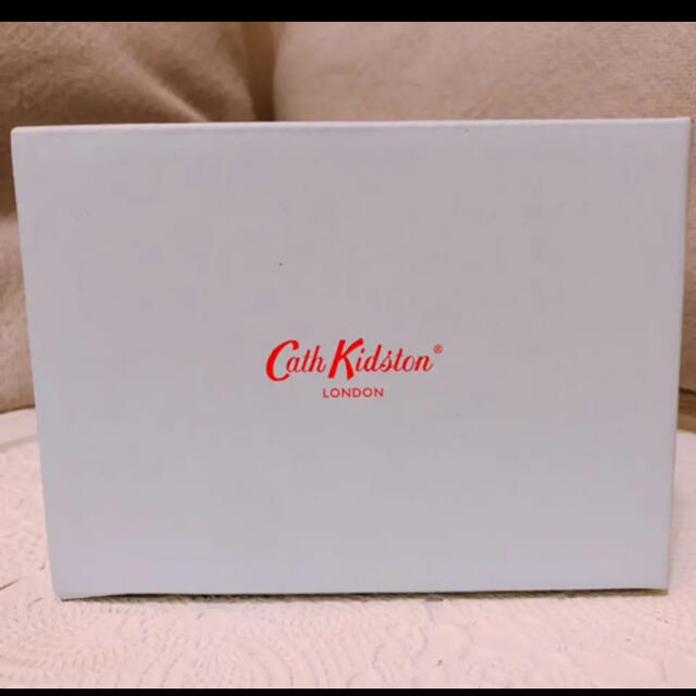 Cath Kidston(キャスキッドソン)の新品キャスキッドソン　mumボックスマグカップ インテリア/住まい/日用品のキッチン/食器(グラス/カップ)の商品写真