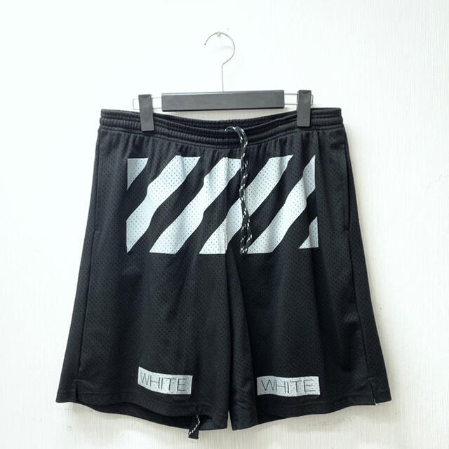 OFF-WHITE(オフホワイト)の【k様専用】オフホワイト c/o ヴァージルアブロー メッシュショーツ ブラック メンズのパンツ(ショートパンツ)の商品写真