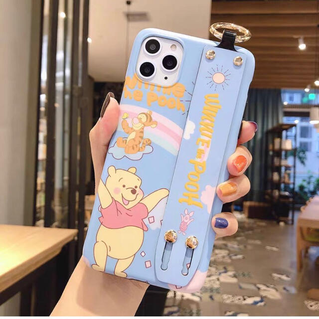 くまのプーさん(クマノプーサン)の新品 iPhone11 くまのプーさん スマホケース ディズニー キャラクター  スマホ/家電/カメラのスマホアクセサリー(iPhoneケース)の商品写真