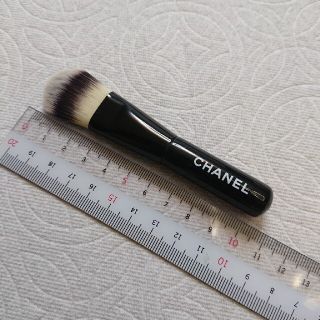 シャネル(CHANEL)の【シャネル】美品☆メイクブラシ ファンデーションブラシ(ブラシ・チップ)