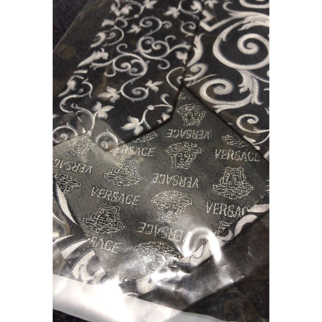 Gianni versace バロッコ柄 ネクタイ 保管品 ジャンニヴェルサーチ