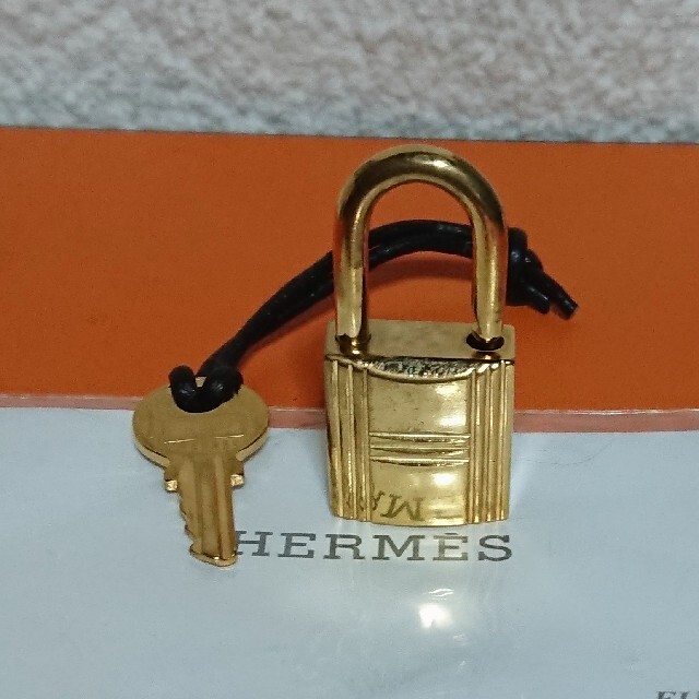 エルメス Hermes カデナ パドロック南京錠、鍵付き！の通販 by