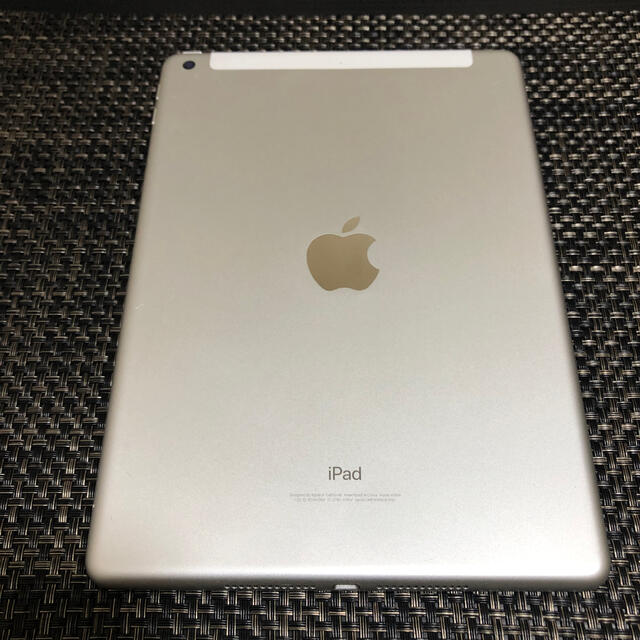 iPad(アイパッド)のipad 6世代 32GB 9.7インチ wifi&セルラー スマホ/家電/カメラのPC/タブレット(タブレット)の商品写真