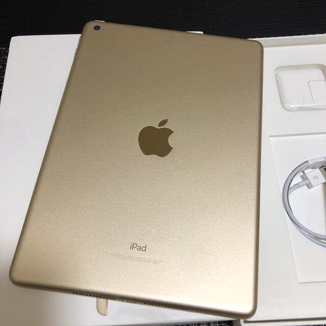 iPad - ipad5世代 128GB 9.7インチ wifi 美品の通販 by ssid's shop